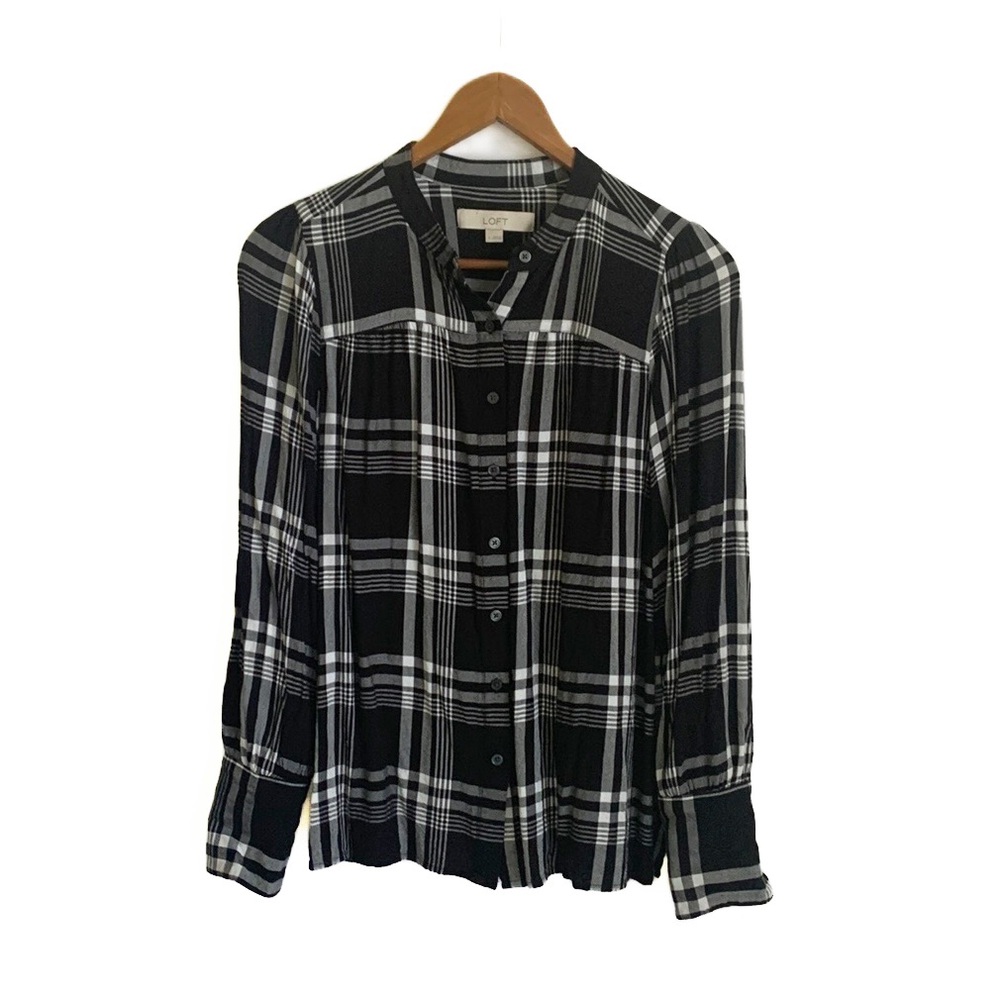 LOFT Plaid Button Front Shirt